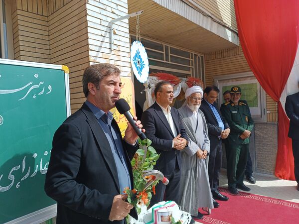زنگ مهر در هنرستان فدک گناباد طنین‌انداز شد  