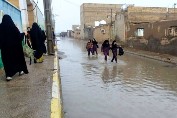بارندگی‌ها کشتی آموزش دانش‌آموزان روستایی را به گِل نشاند