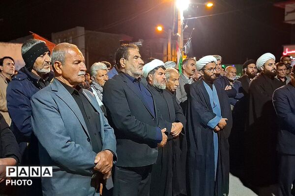 حضور شامگاهی مردم داغدار در پارکینگ شهرداری شهرستان باشت