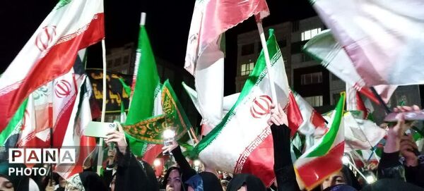 خیابان ها خالی نمی شوند