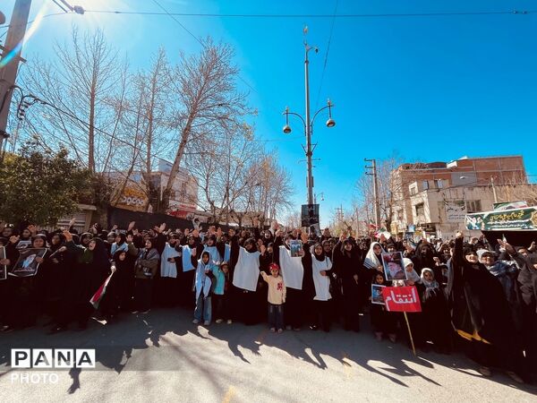 مردم گالیکش کفن پوش به میدان آمدند