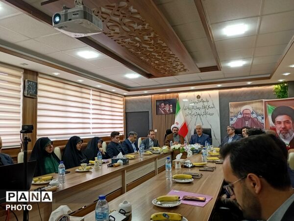 آیین سپاس معلم در ناحیه ۳ تبریز 