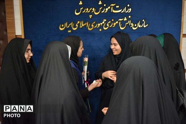 روز خبرنگار با حضور وزیر آموزش و پرورش