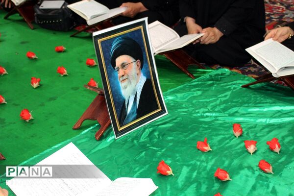 ویژه‌برنامه چهلمین روز تدفین پیکر رهبر مجاهد شهید ایران در مصلی نظرآباد 
