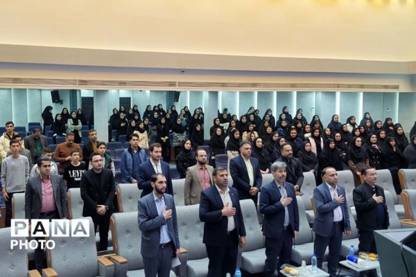 درخشش ستارگان ورامین در آیین تجلیل از نخبگان آموزشی