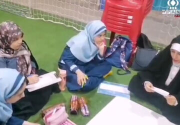 شرکت دانش آموزان در رویداد علمی ایده پردازان نخبه در مسجد شکرالله نوری شیراز