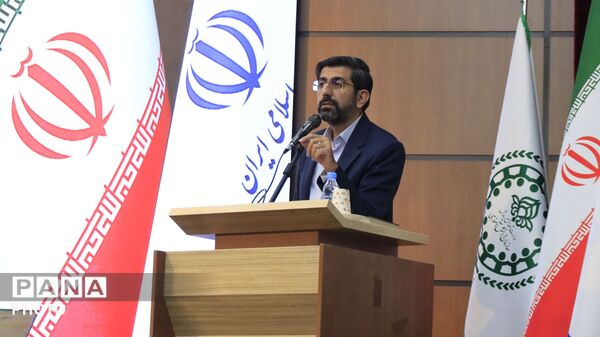 چهره‌های درخشان سازمان دانش‌آموزی زیر ذره‌بین دوربین‌ها