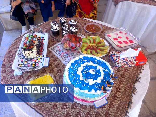 نواخته شدن زنگ سلامت در دبیرستان بهار آزادی 