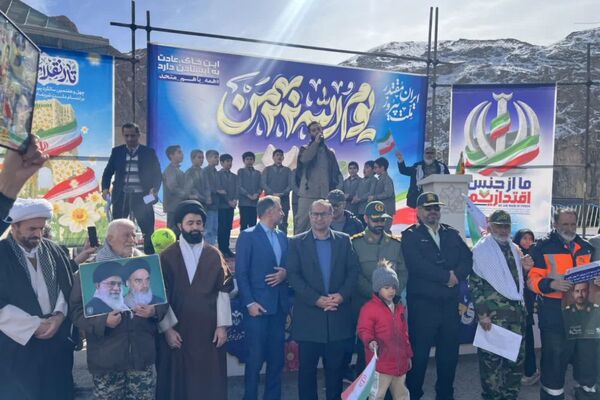 فیروزکوه یکپارچه فریاد «استقلال، آزادی» سر داد