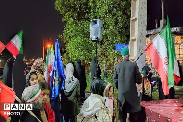 مقاومت در خیابان‌های شهر بار ادامه دارد