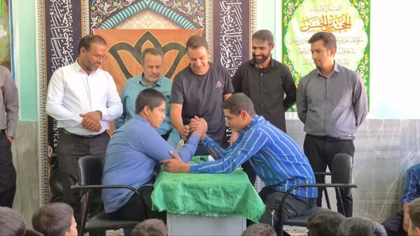 رقابت‌های هیجان‌انگیز مچ‌اندازی در دبیرستان شهید فلاحتی