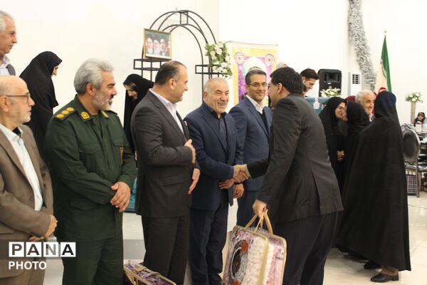 همایش گرامیداشت مقام معلم در گلوگاه 
