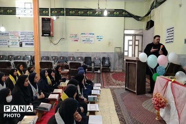 اجلاسیه نماز همراه با محفل انس با قرآن کریم در مسجد ابوالفضلی نیشابور 