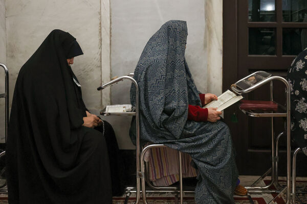 آیین معنوی اعتکاف در حرم مطهر رضوی- ۲