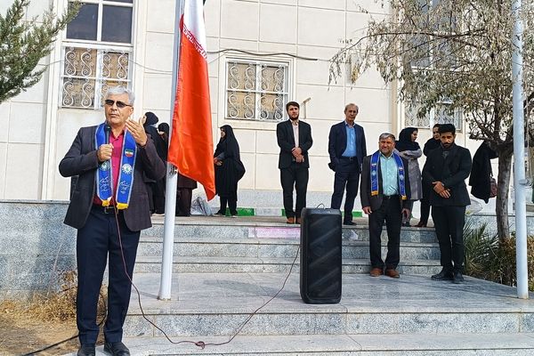 برگزاری «یکشنبه‌های مهارتی» طرح نماد در دبیرستان آرمیتا مصلی‌نژاد یاسوج