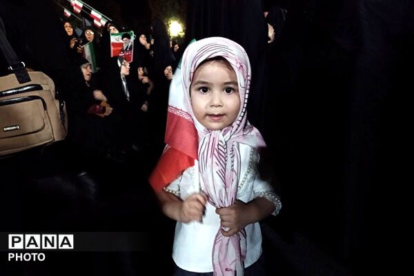 طنین دوباره شعارهای انقلابی در قلب ورامین