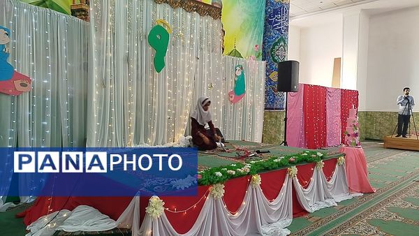برگزاری جشن تکلیف دو هزار دانش‌آموز دختر سوم ابتدایی در میناب