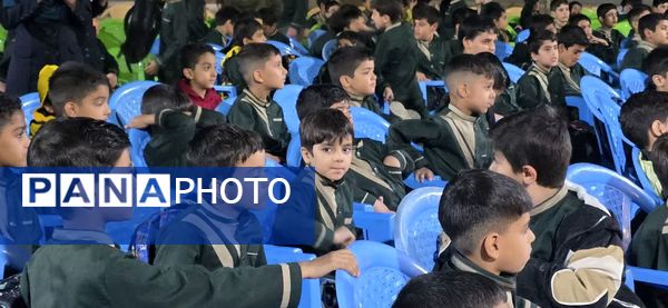 برگزاری جشن روز دانش‌آموز در دبستان شاهد غدیر بافق