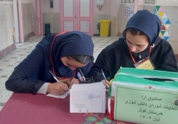 برگزاری انتخابات شورای دانش آموزی در هنرستان کوثر ناحیه یک شهرری