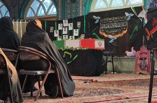 شمع وجود شهید گمنام، محفل منتظران را نورانی کرد