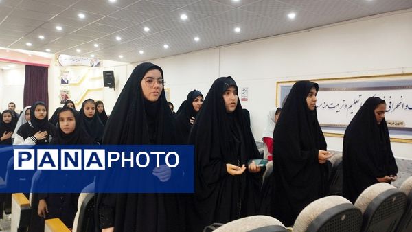 نشست تجلیل از خبرنگاران فعال پانا شهرستان خلیل‌آباد 