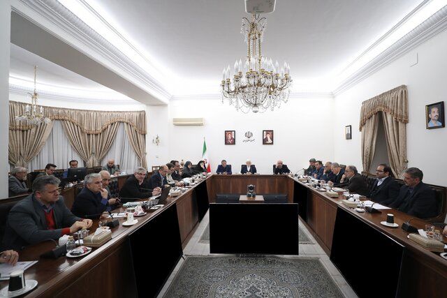 عارف: شکاف زنجیره آموزش باید ترمیم شود