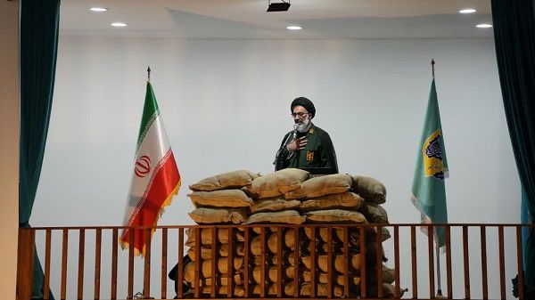  شهدا و ایثارگران ستون‌های عزت و استقلال ایران اسلامی‌ هستند