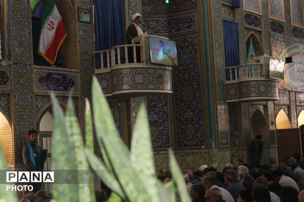 نماز جمعه این هفته با حضور مدیر کل آموز و پرورش 