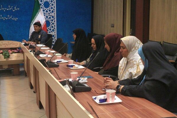 قرائت زیارت عاشورا در کانون شهید توافقی فاروج