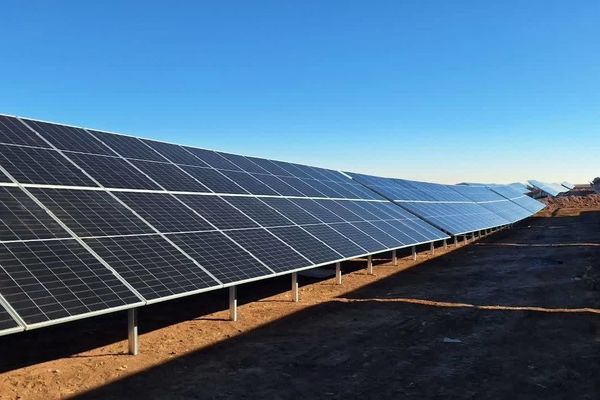 توسعه نیروگاه‌های تجدیدپذیر؛ مسیر تحقق امنیت انرژی کشور