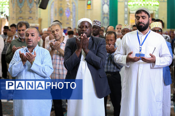 نماز عید قربان در مسجد مقدس جمکران