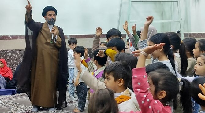 مراسم پرشور دهه مبارکه فجر و نیمه شعبان در کمالشهر کرج برگزار شد