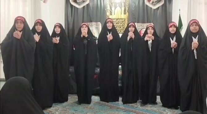 تجدید عهد و پیمان دانش آموزان با امام شهید انقلاب 