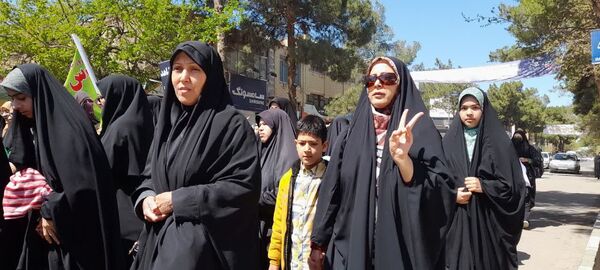 همبستگی مردم شهرستان گناباد در راهپیمایی روز قدس