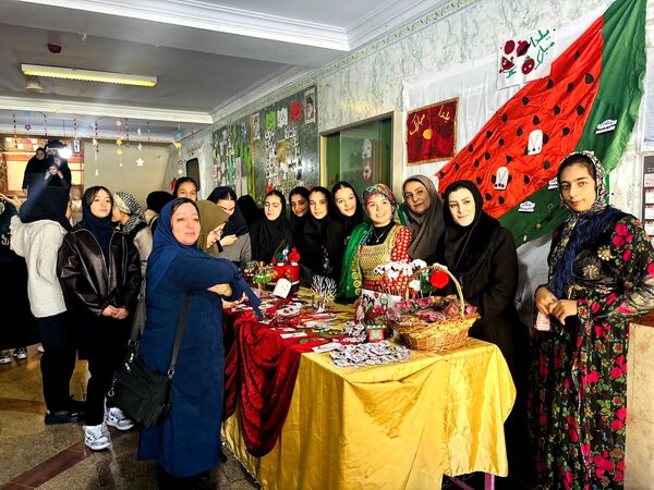هفته فرهنگی هنری (ماها) در آموزشگاه شهدای معلم ۲