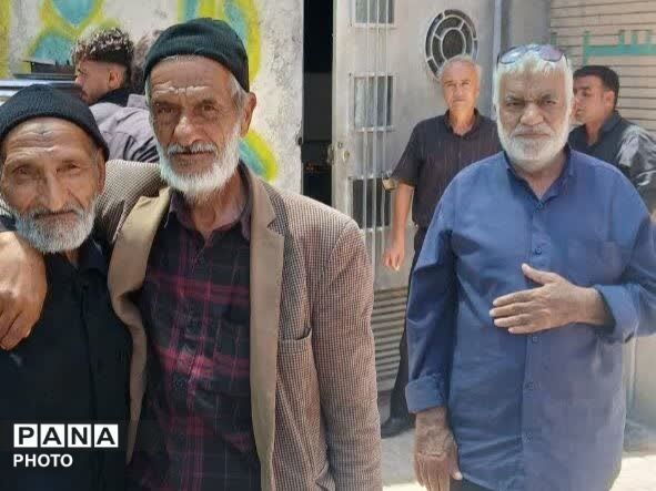 هم‌نوایی نسل‌ها در دسته‌های عزاداری امام حسین(ع) 