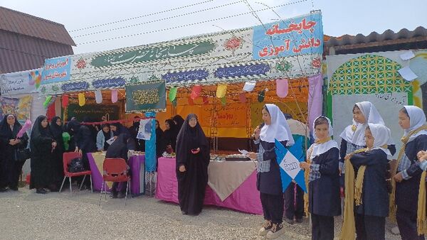 افتتاح چایخانه دانش‌آموزی به‌مناسبت دهه کرامت