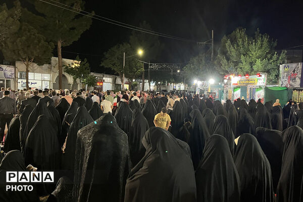 اقامه نماز استغاثه به امام زمان (ع) در میدان امام خمینی (ره )جاجرم