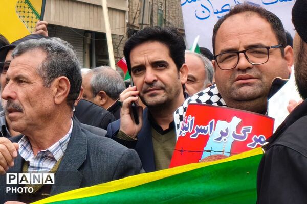 تجدید پیمان مردم ولایتمدار بهارستانی با سومین رهبر انقلاب در روز قدس