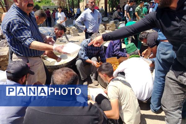 اطعام بزرگ عید غدیردر شهر بارنیشابور