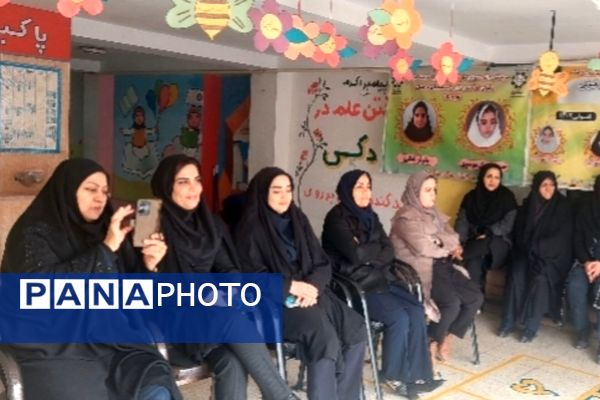 جشن دهه فجر و اعیاد شعبانیه در مدرسه عطر کوثر پردیس