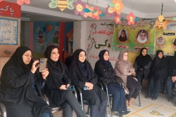 جشن دهه فجر و اعیاد شعبانیه در مدرسه عطر کوثر پردیس