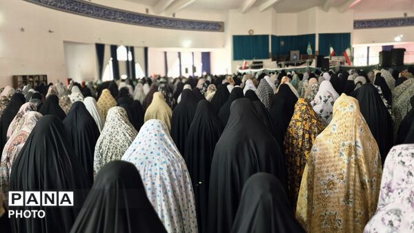 آیین عبادی ،سیاسی نماز جمعه در مصلای فردیس
