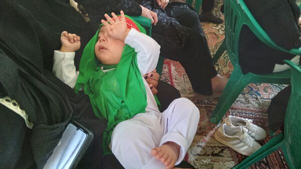 مراسم شیرخوارگان حسینی در حسینیه ولیعصر زرقان 