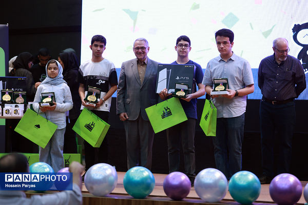 اختتامیه «مسابقه ملی هوش مصنوعی دانش‌آموزی» 