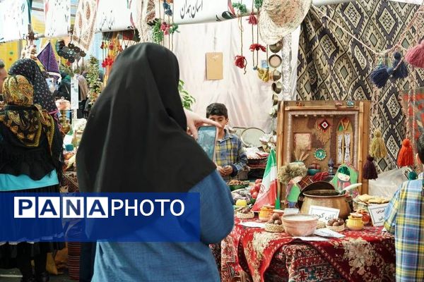 برگزاری «جشنواره ایرانشناسی» در دبستان مهر دانش ناحیه دو شهرری 