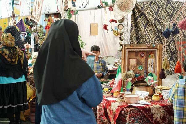 برگزاری «جشنواره ایرانشناسی» در دبستان مهر دانش ناحیه دو شهرری 