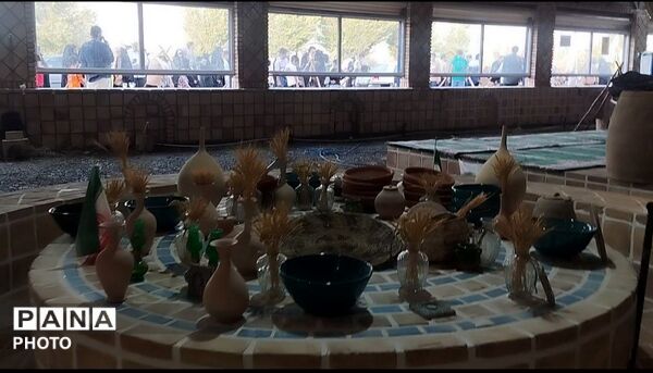 خدمت‌رسانی تنورخانه سنتی ایران در جشن غدیر جمکران