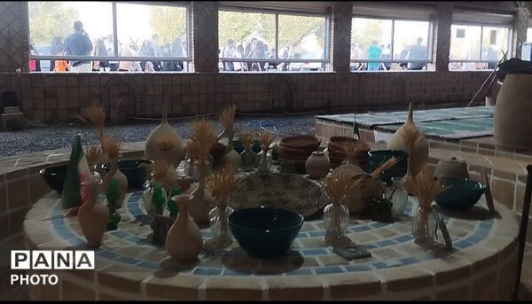 خدمت‌رسانی تنورخانه سنتی ایران در جشن غدیر جمکران