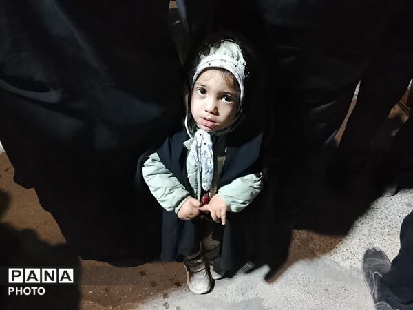 بیست و نهمین موج موشک از جنس مردم